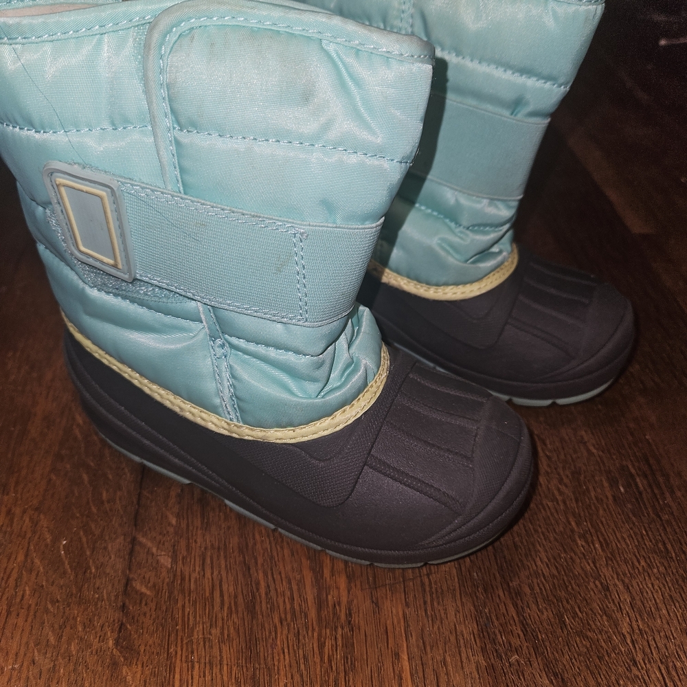 Cat & Jack Kids' Teal Blue Snow Boots, Size 11